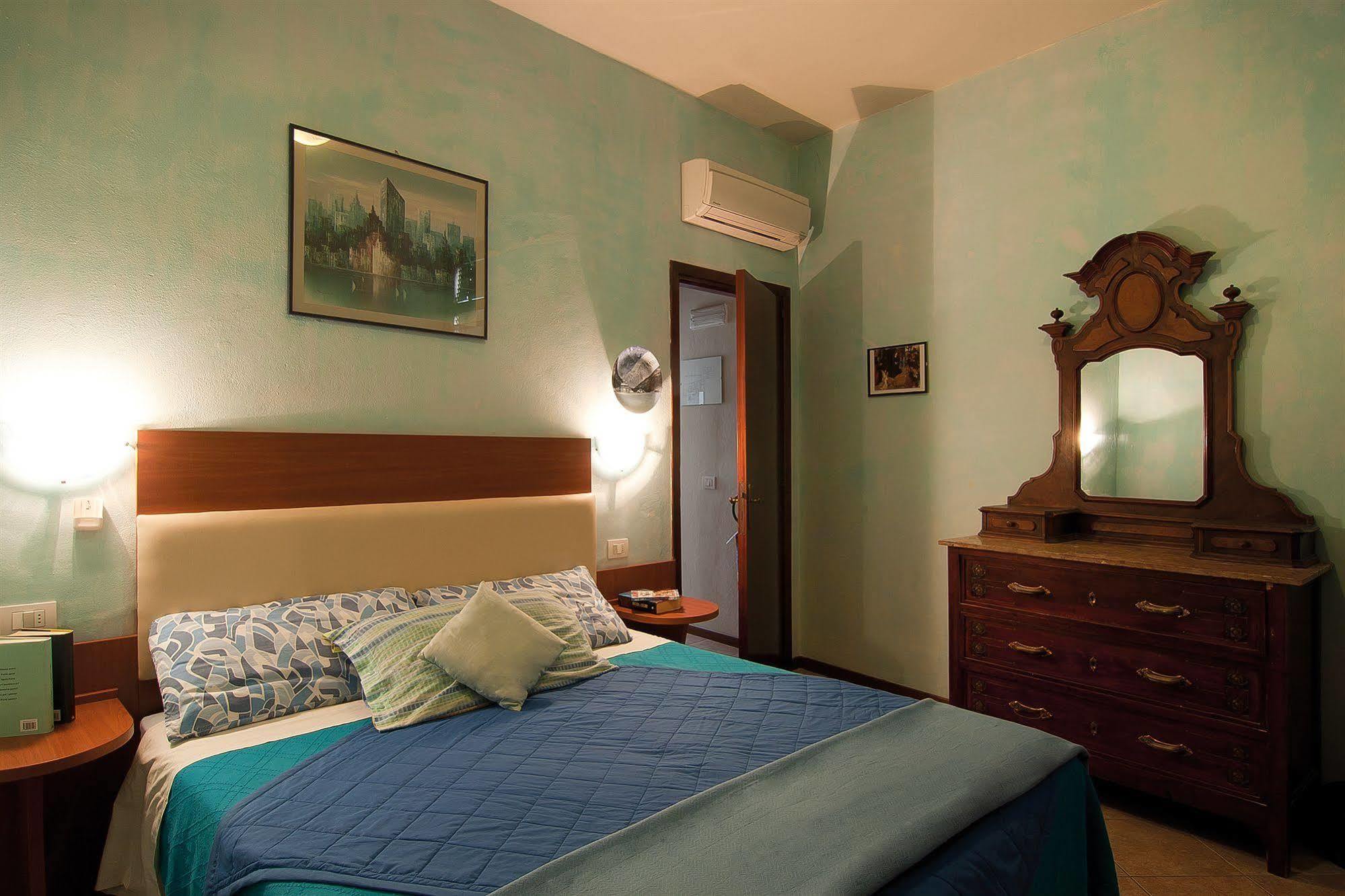 Hotel Casa Billi Florenz Zimmer foto
